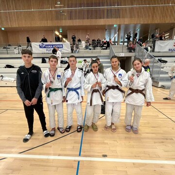 Judo klub Ippon Kamnik se je na tekmovanju Nagaoka 2025 uvrstil na ekipno 2. mesto (6)